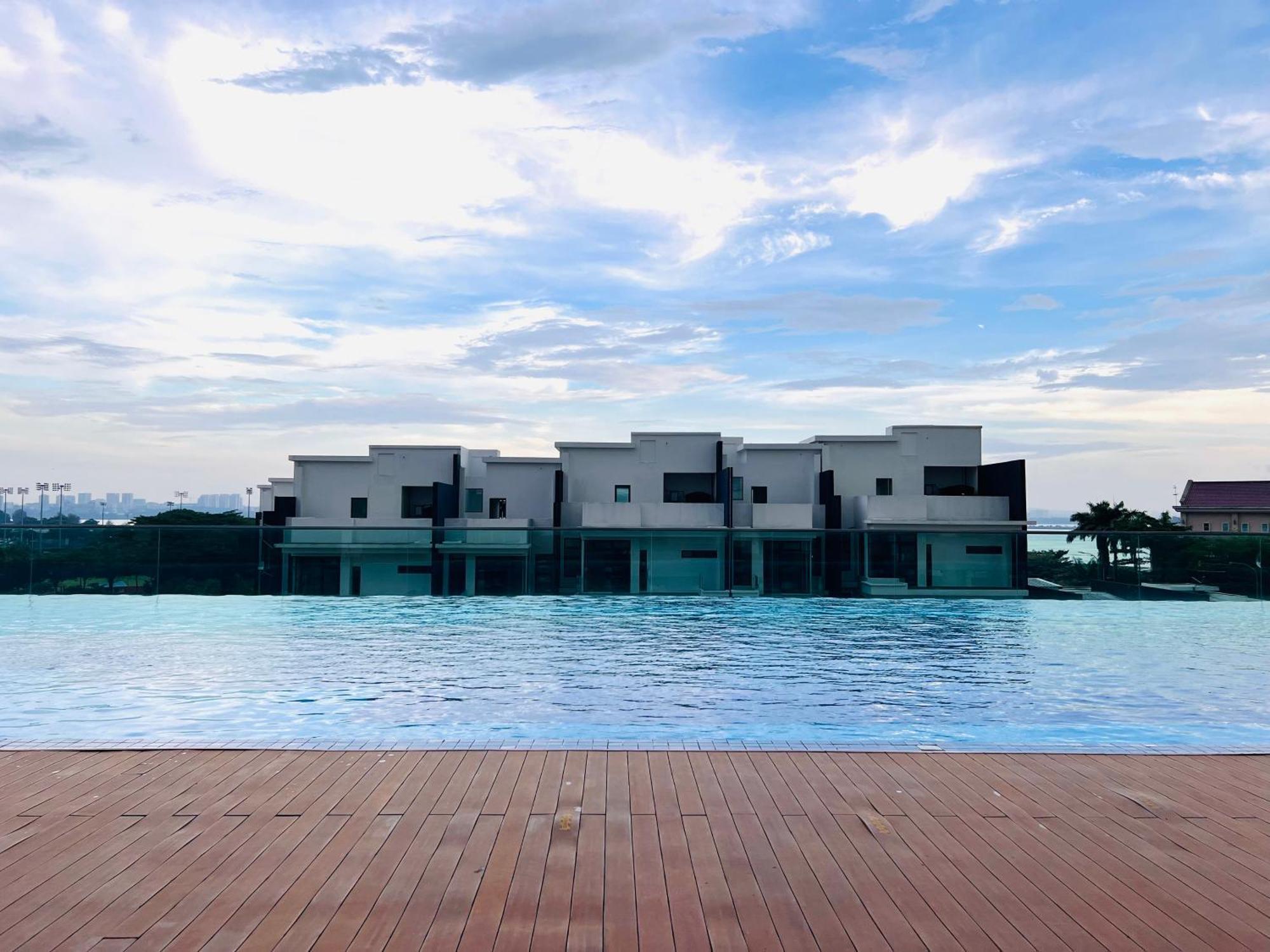 Paragon Residence 2Br4Pax Sleek Stay Nr Ciq Midvalley By Our Stay Johor Bahru Extérieur photo